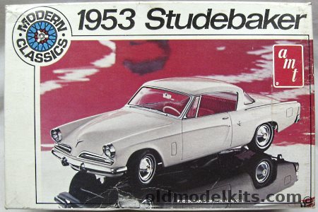 AMT 1/25 1953 Studebaker Commander Starliner - Loewy Coupe, T396 plastic model kit